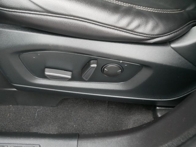 Thumbnail: 2020 Ford Explorer - 23