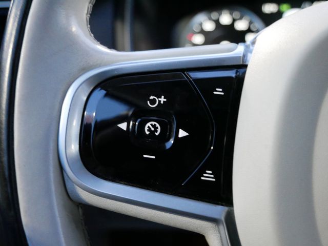 Thumbnail: 2017 Volvo S90 - 26