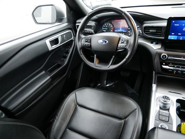 Thumbnail: 2020 Ford Explorer - 6