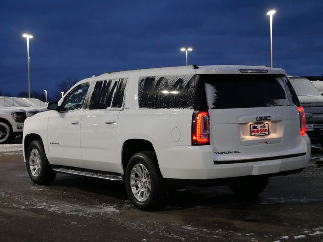 Thumbnail: 2019 GMC Yukon XL - 3