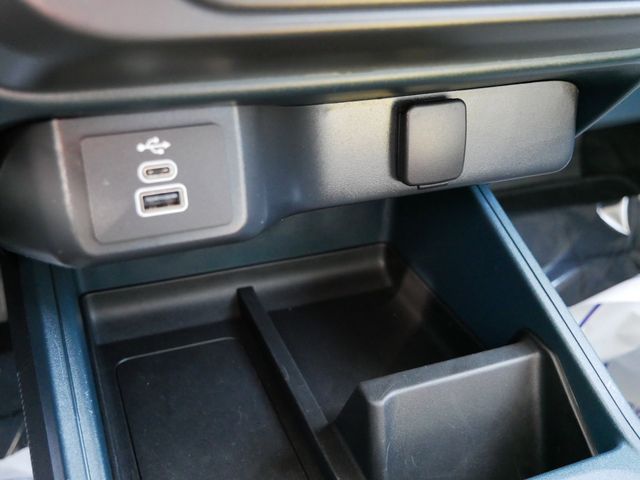 Thumbnail: 2025 Ford Maverick - 13