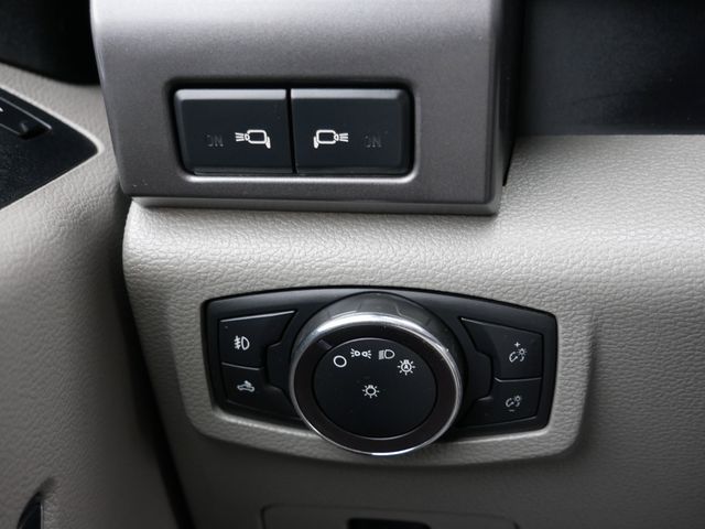 Thumbnail: 2017 Ford F-350 - 16