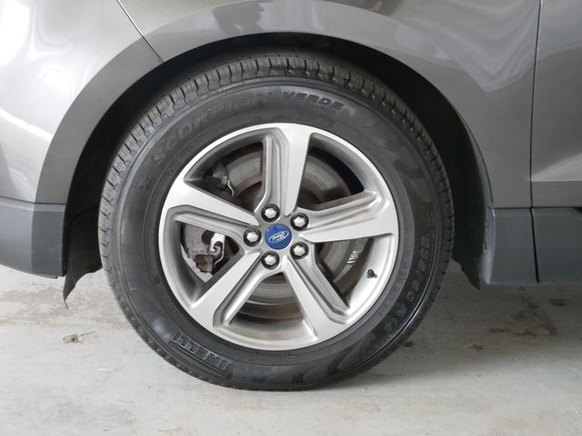Thumbnail: 2020 Ford Edge - 4