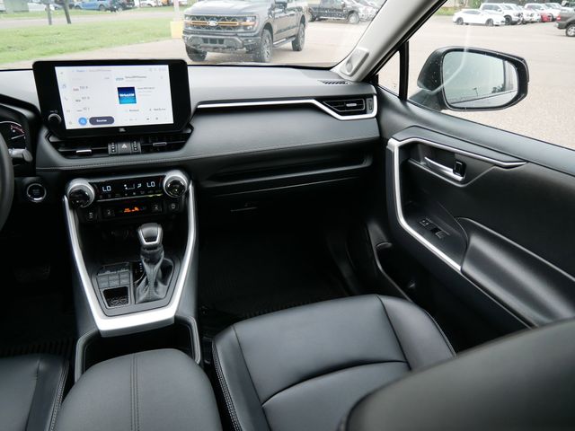 Thumbnail: 2024 Toyota RAV4 - 8