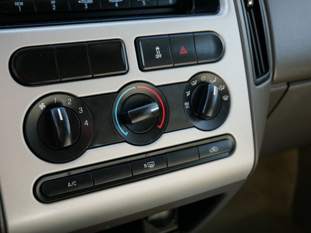 Thumbnail: 2010 Ford Edge - 11