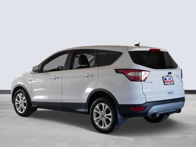 Thumbnail: 2017 Ford Escape - 3