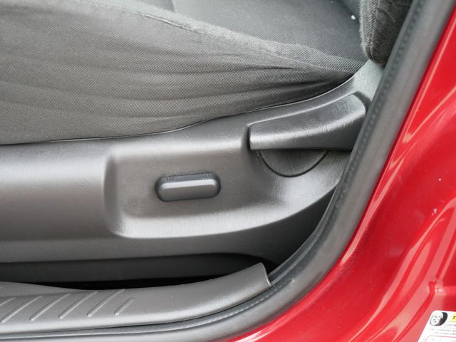 2011 Ford Escape XLT 23
