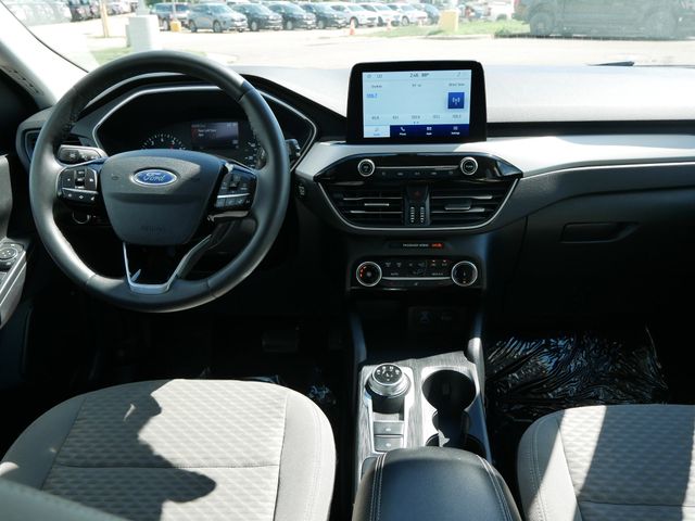 Thumbnail: 2022 Ford Escape - 8