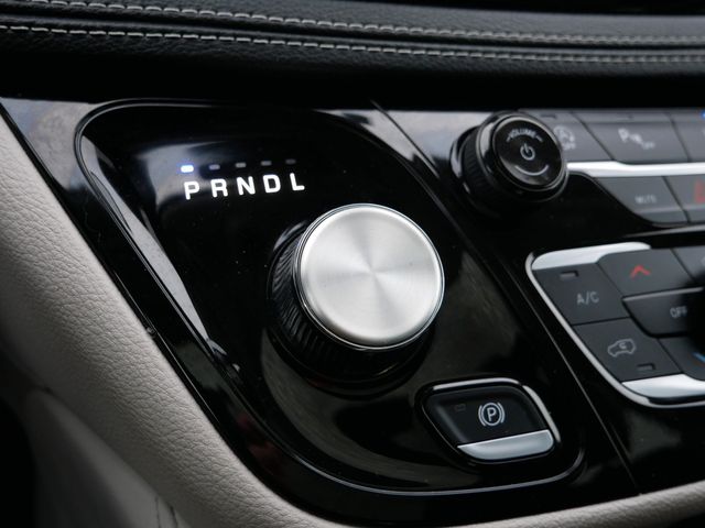 Thumbnail: 2023 Chrysler Pacifica - 13