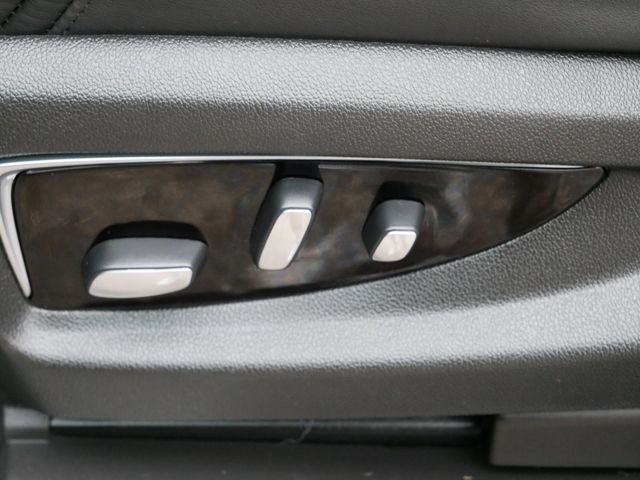 Thumbnail: 2020 Cadillac Escalade - 25