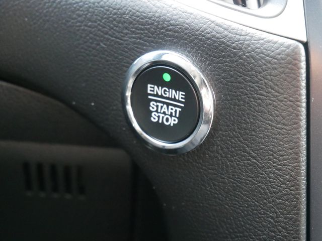 Thumbnail: 2023 Ford Edge - 17