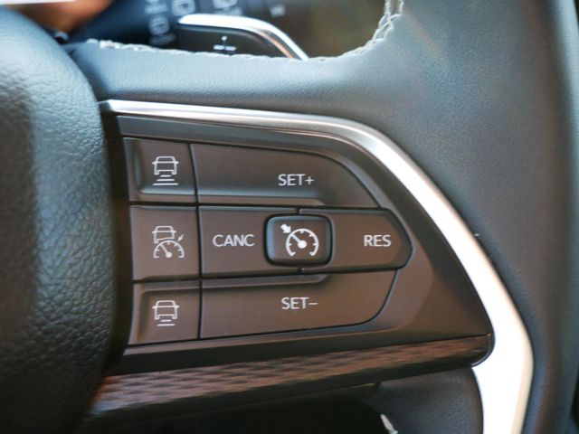 Thumbnail: 2023 Jeep Grand Cherokee L - 29