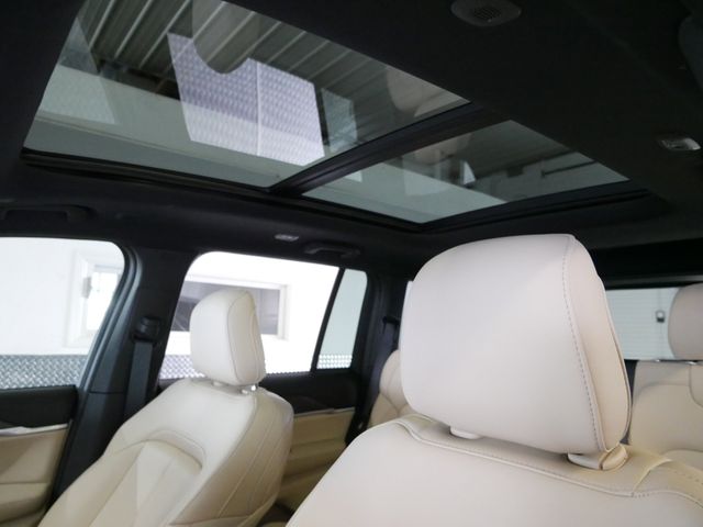 Thumbnail: 2025 Jeep Grand Cherokee - 17