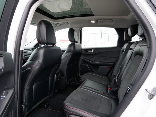 Thumbnail: 2022 Ford Escape - 6