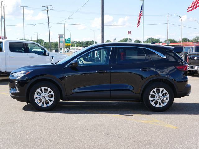 Thumbnail: 2023 Ford Escape - 2