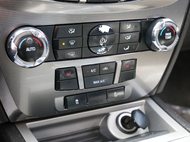 Thumbnail: 2010 Ford Fusion - 19