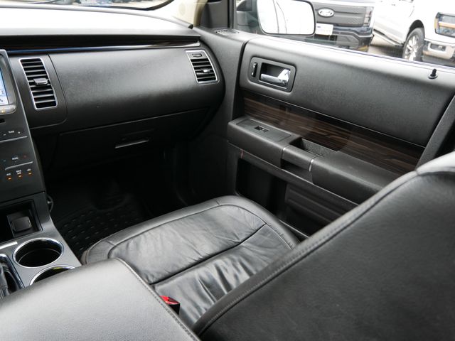 Thumbnail: 2019 Ford Flex - 9