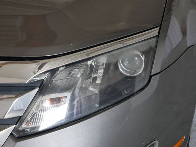 Thumbnail: 2010 Ford Fusion - 5