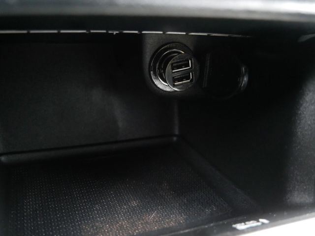 Thumbnail: 2011 Jeep Grand Cherokee - 13