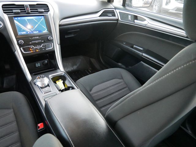 Thumbnail: 2020 Ford Fusion - 9