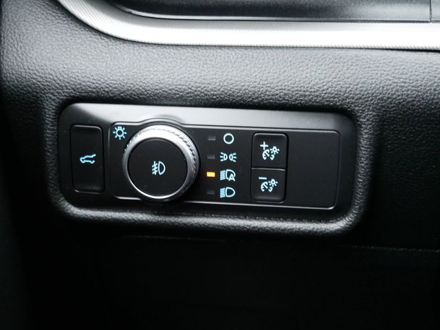 Thumbnail: 2020 Ford Explorer - 14