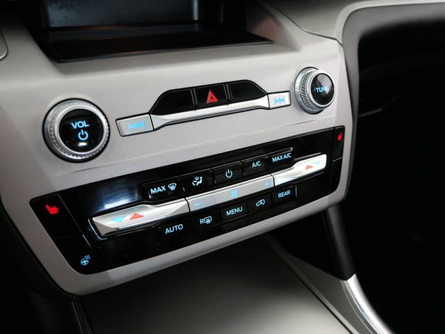 Thumbnail: 2023 Ford Explorer - 21