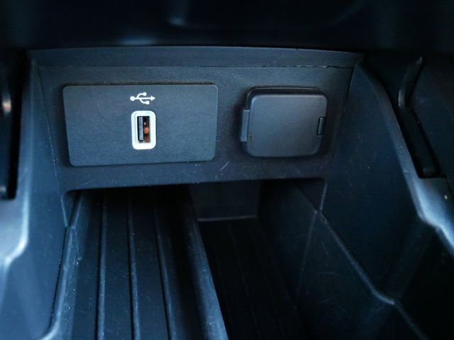 Thumbnail: 2017 Ford Explorer - 14