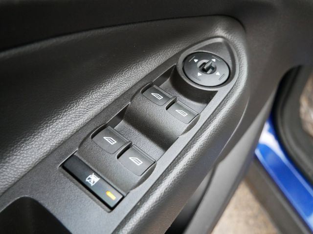 Thumbnail: 2015 Ford Escape - 22