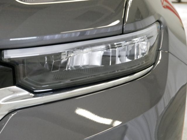 Thumbnail: 2025 Jeep Grand Cherokee - 5