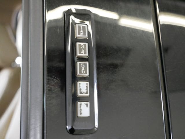 Thumbnail: 2015 Ford F-150 - 17