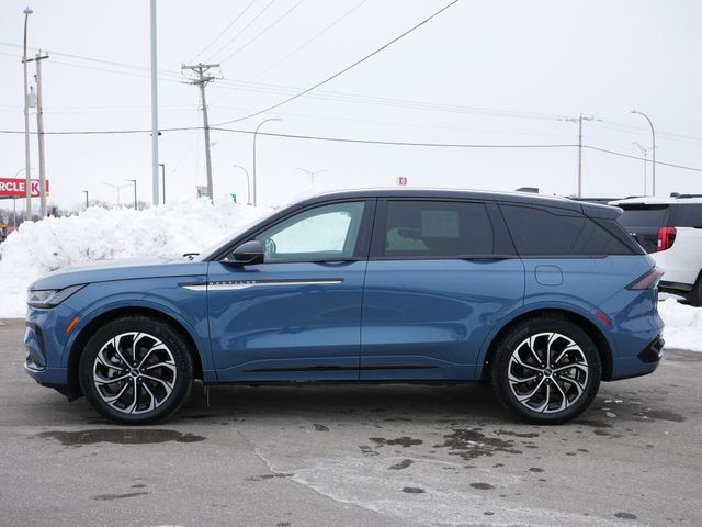 Thumbnail: 2025 Lincoln Nautilus - 2