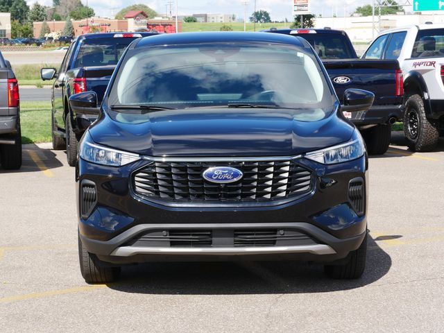 Thumbnail: 2023 Ford Escape - 20