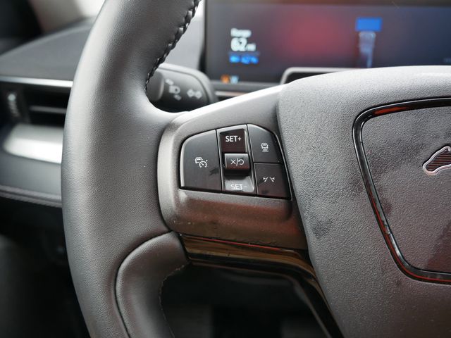 Thumbnail: 2022 Ford Mustang Mach-E - 25