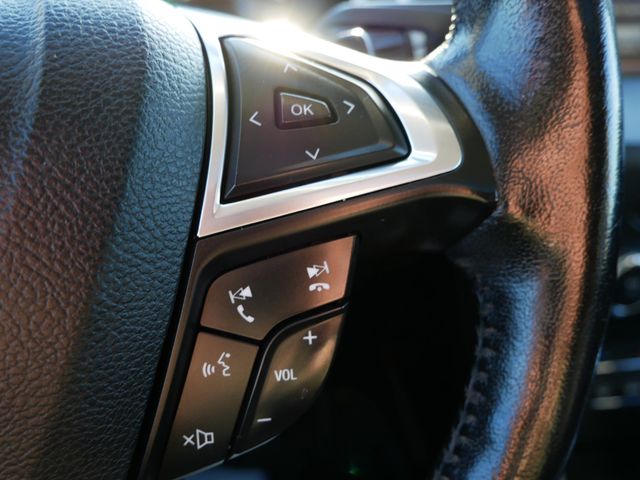 Thumbnail: 2015 Ford Edge - 25