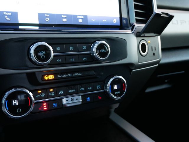 Thumbnail: 2022 Ford F-250 - 13