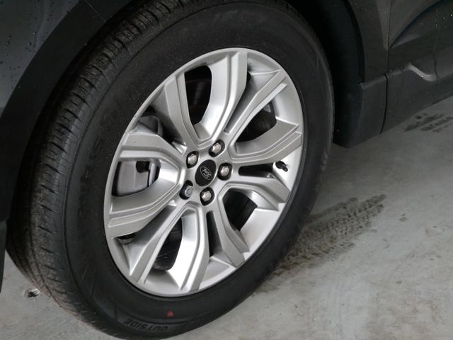 Thumbnail: 2024 Ford Edge - 3