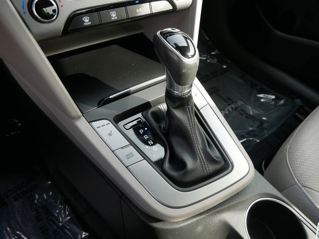 2017 Hyundai Elantra Limited Edition 12