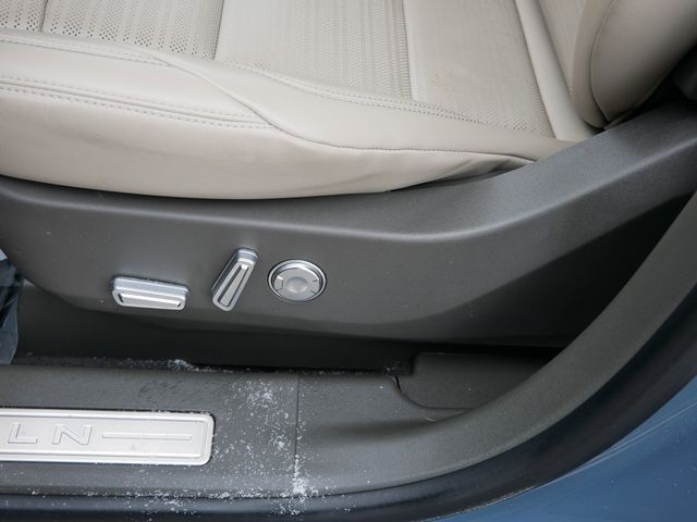 Thumbnail: 2025 Lincoln Nautilus - 22