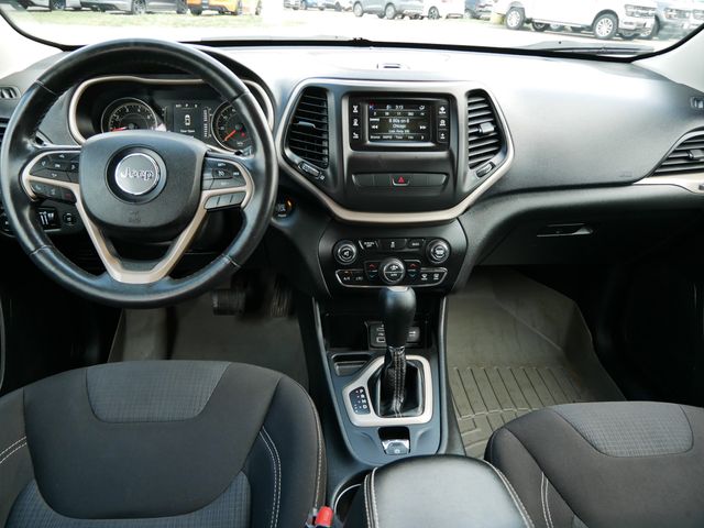 Thumbnail: 2015 Jeep Cherokee - 7