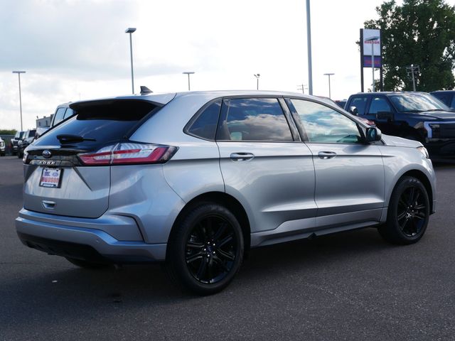 Thumbnail: 2022 Ford Edge - 19