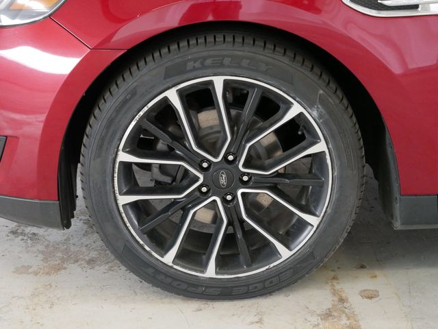 Thumbnail: 2019 Ford Taurus - 4