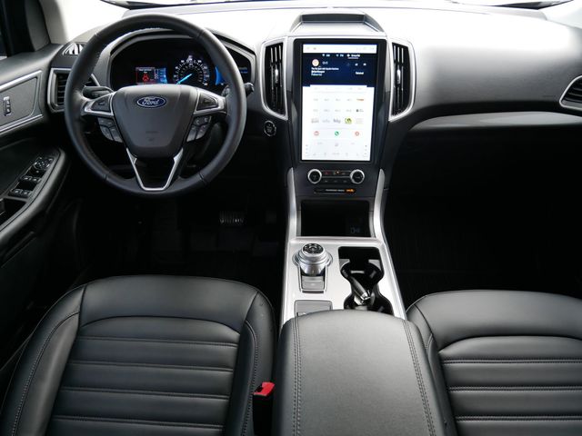 Thumbnail: 2023 Ford Edge - 8