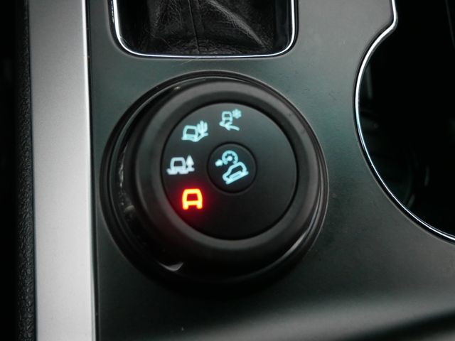 Thumbnail: 2015 Ford Explorer - 16