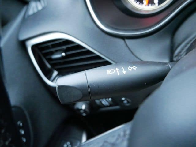 Thumbnail: 2019 Jeep Cherokee - 26