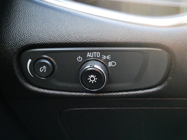 Thumbnail: 2024 Chevrolet Malibu - 14