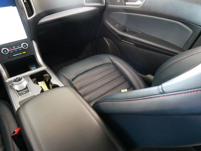 Thumbnail: 2024 Ford Edge - 15