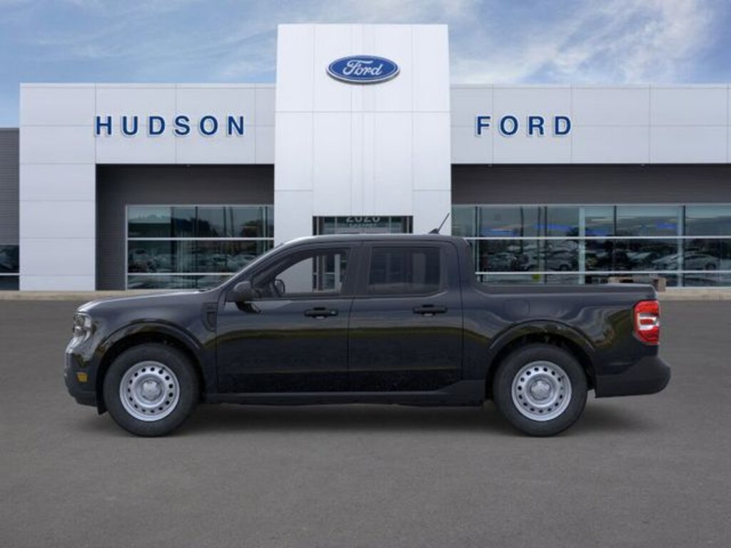 New 2025 Ford Maverick XL Truck