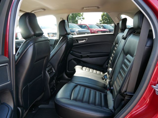 Thumbnail: 2022 Ford Edge - 4