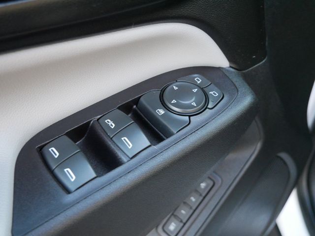 Thumbnail: 2018 Chevrolet Equinox - 22