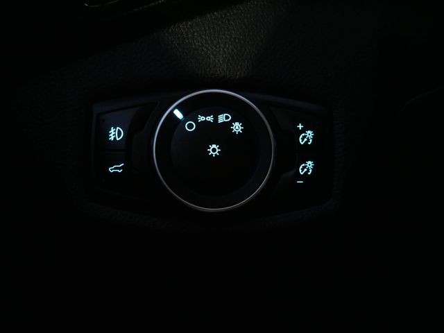 Thumbnail: 2019 Ford Escape - 16